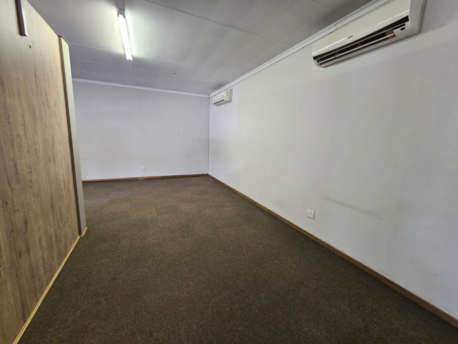 To Let commercial Property for Rent in Hospitaalheuwel Free State